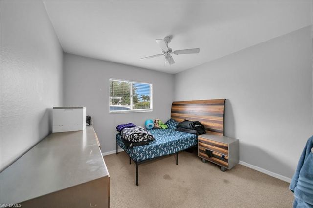 1826 NE 17th PL, Cape Coral, FL 33909