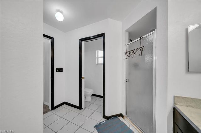 1826 NE 17th PL, Cape Coral, FL 33909