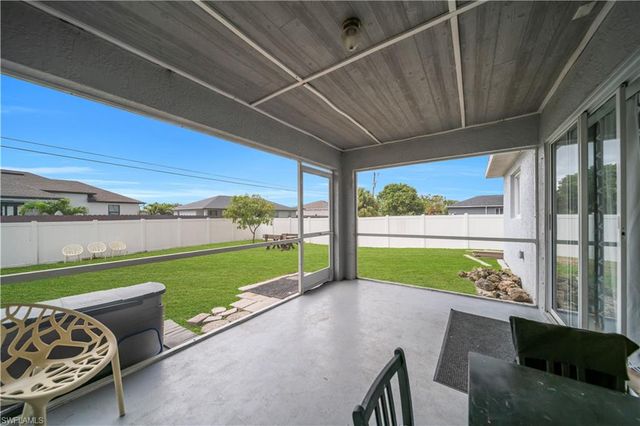 1826 NE 17th PL, Cape Coral, FL 33909