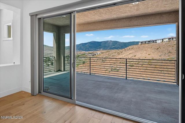 8697 Eagle Chase Trail, Reno, NV 89523