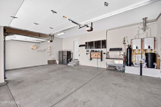 8697 Eagle Chase Trail, Reno, NV 89523