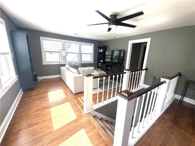 224 E Meyer Boulevard, Kansas City, MO 64113