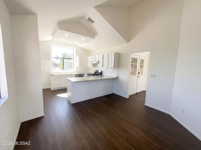 3640 W Koshare Lane, Tucson, AZ 85742