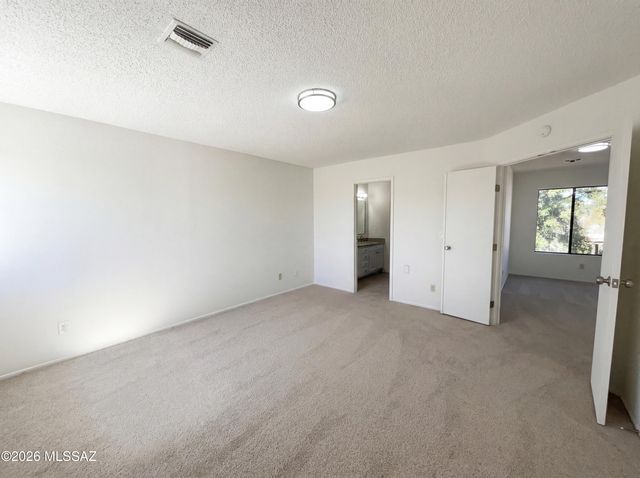 3640 W Koshare Lane, Tucson, AZ 85742