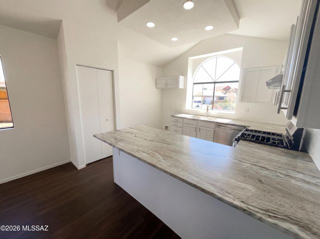 3640 W Koshare Lane, Tucson, AZ 85742