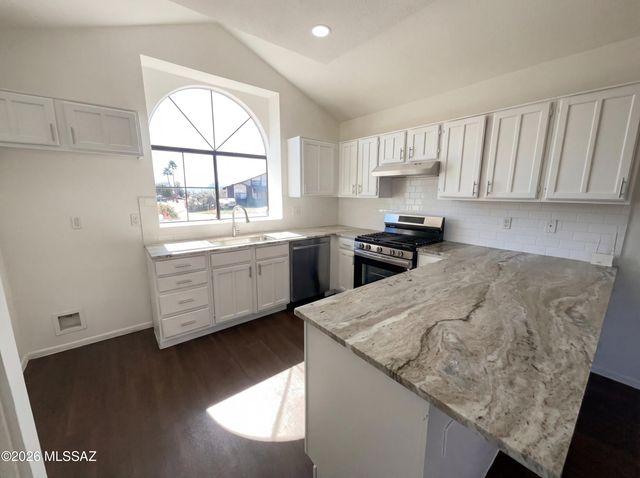 3640 W Koshare Lane, Tucson, AZ 85742