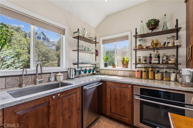 1298 Yellowstone Drive, Lake Arrowhead, CA 92352