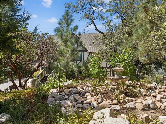 1298 Yellowstone Drive, Lake Arrowhead, CA 92352