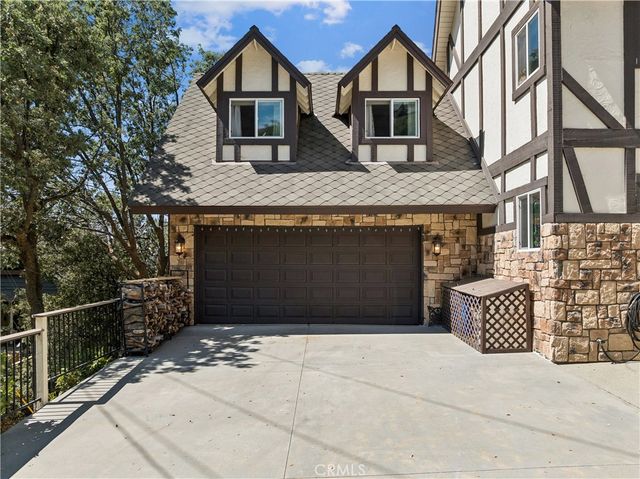 1298 Yellowstone Drive, Lake Arrowhead, CA 92352