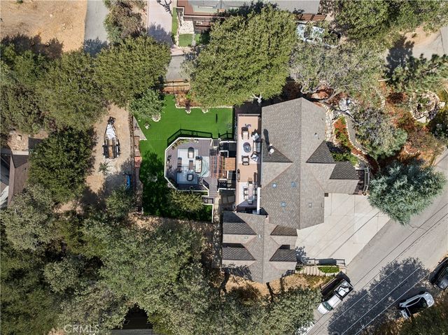 1298 Yellowstone Drive, Lake Arrowhead, CA 92352