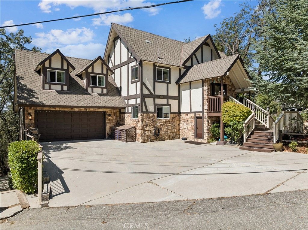 1298 Yellowstone Drive, Lake Arrowhead, CA 92352