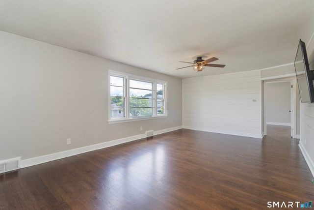 69 Spring Garden Avenue, Waterbury, CT 06708