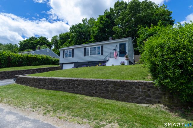 69 Spring Garden Avenue, Waterbury, CT 06708