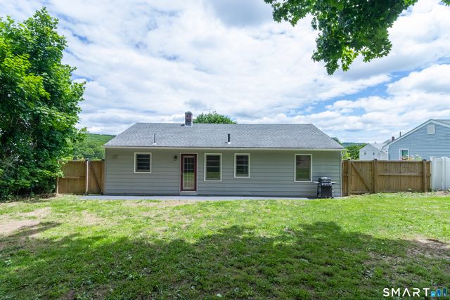 69 Spring Garden Avenue, Waterbury, CT 06708