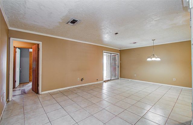 8428 Swiftwater Lane, Houston, TX 77075