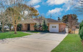 8428 Swiftwater Lane, Houston, TX 77075