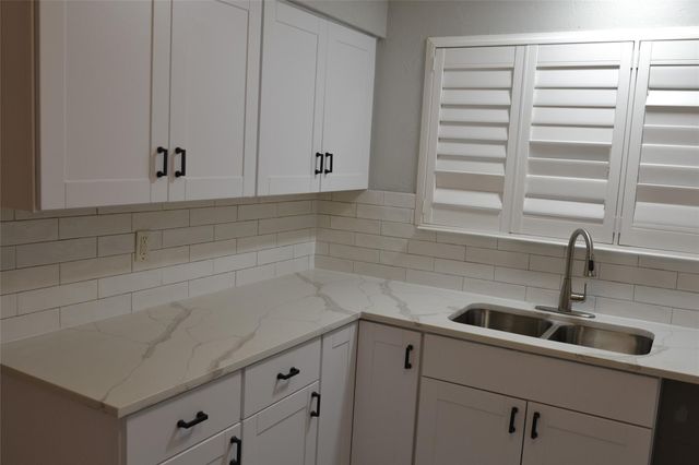 7410 Crystalglen Lane, Houston, TX 77095