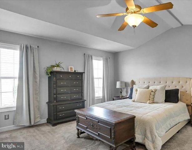 1 ONTARIO DR, Reading, PA 19608