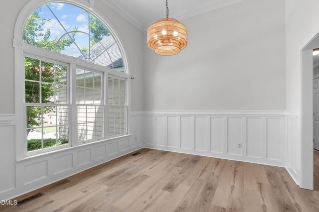 208 Hickory Glen Lane, Holly Springs, NC 27540