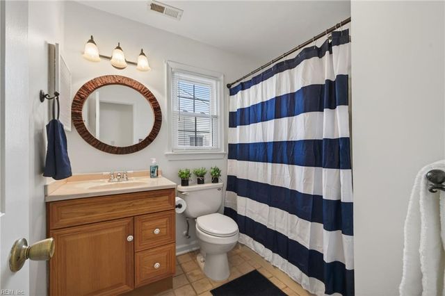 819 Avatar DR, Virginia Beach, VA 23454