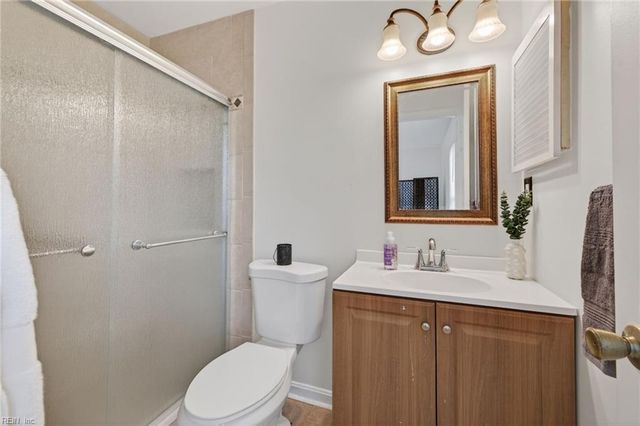 819 Avatar DR, Virginia Beach, VA 23454