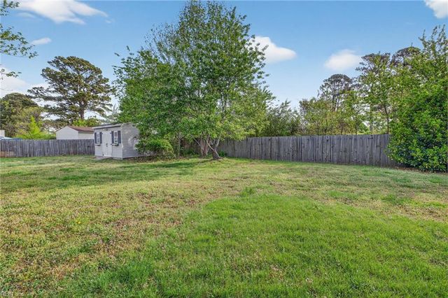 819 Avatar DR, Virginia Beach, VA 23454