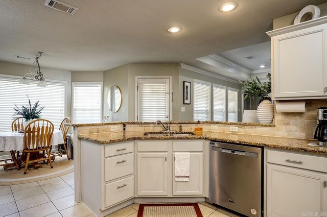 6034 Beaver Run Ln, Jonesboro, AR 72404