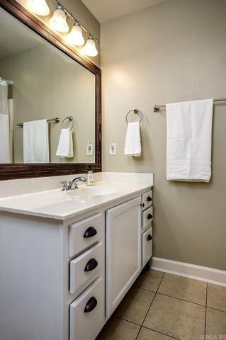 6034 Beaver Run Ln, Jonesboro, AR 72404