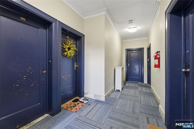 303 Hamilton Place C2, Hackensack, NJ 07601