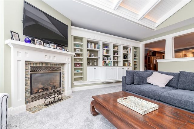 26161 Shaker Boulevard, Beachwood, OH 44122