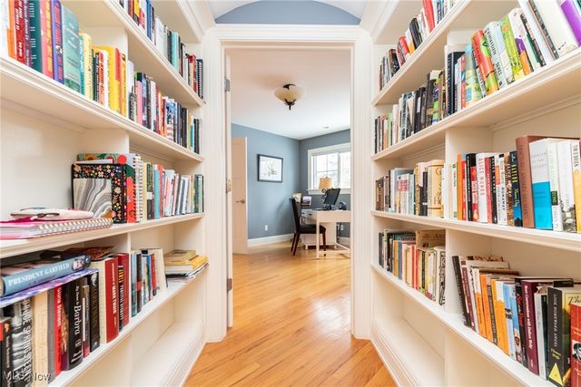 26161 Shaker Boulevard, Beachwood, OH 44122