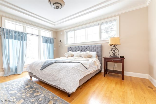 26161 Shaker Boulevard, Beachwood, OH 44122