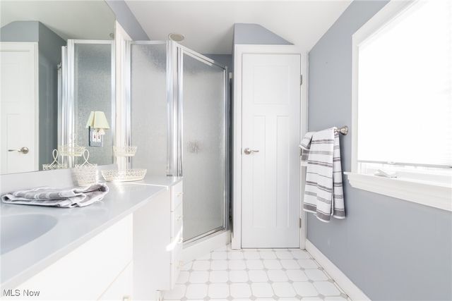 26161 Shaker Boulevard, Beachwood, OH 44122