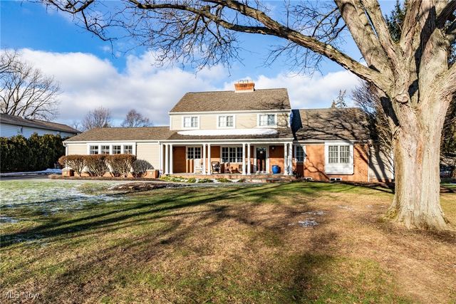 26161 Shaker Boulevard, Beachwood, OH 44122