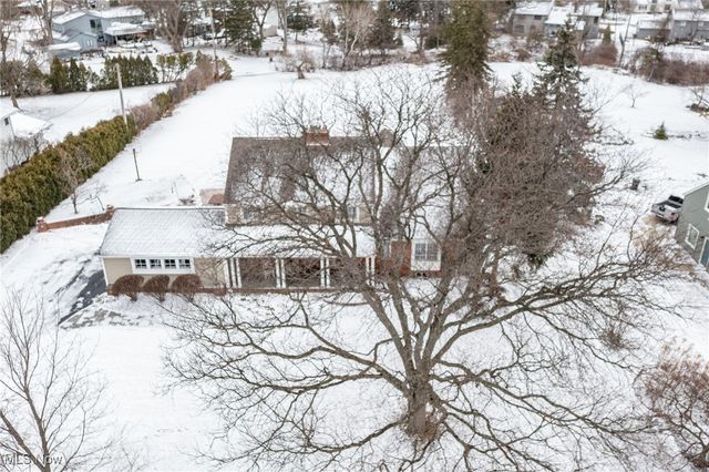 26161 Shaker Boulevard, Beachwood, OH 44122