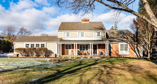 26161 Shaker Boulevard, Beachwood, OH 44122