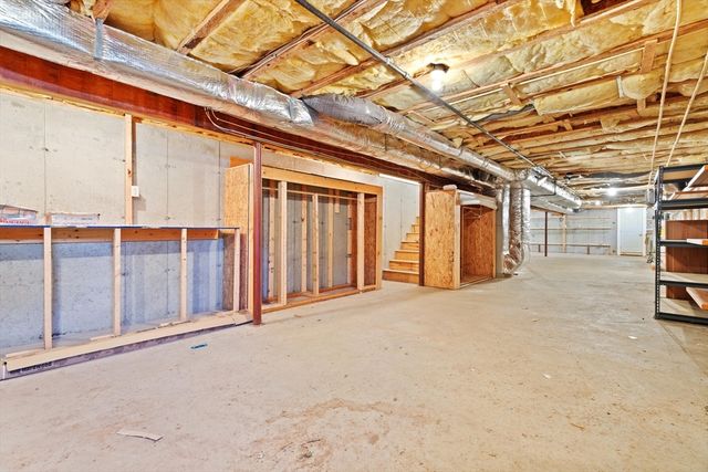 35 Preston Place, Easton, MA 02356