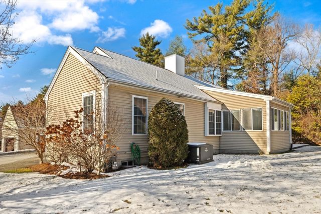 35 Preston Place, Easton, MA 02356