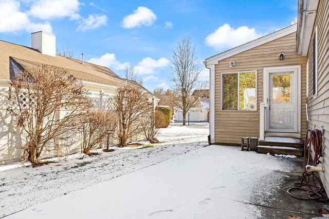 35 Preston Place, Easton, MA 02356