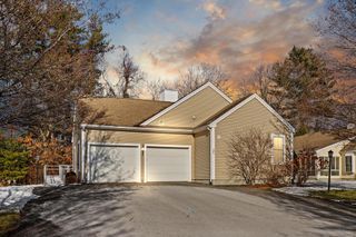 35 Preston Place, Easton, MA 02356