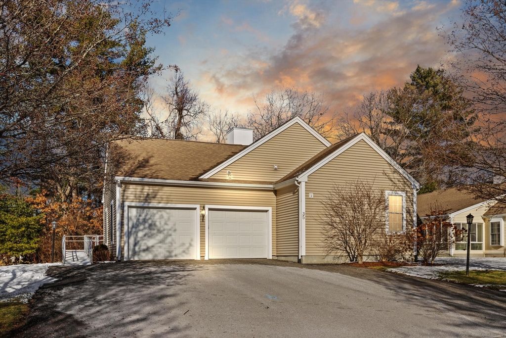 35 Preston Place, Easton, MA 02356