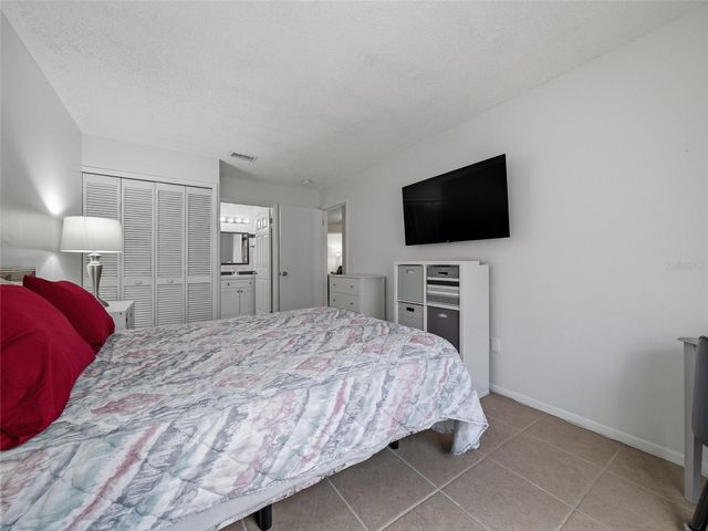 420 BANANA CAY DRIVE A, South Daytona, FL 32119