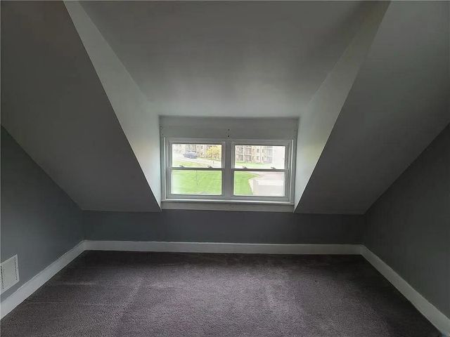 110 W Orchard Springs Drive, Dayton, OH 45415
