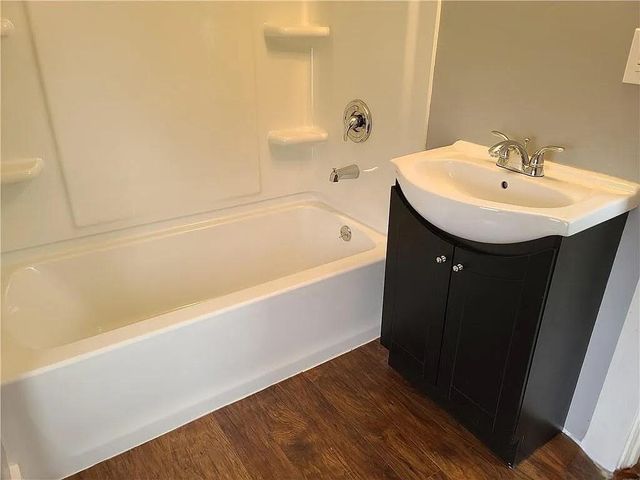 110 W Orchard Springs Drive, Dayton, OH 45415