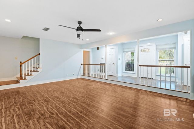 802 Pinewood Court, Daphne, AL 36526