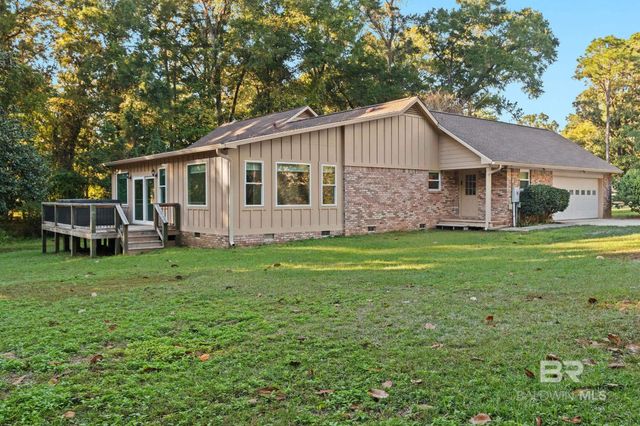 802 Pinewood Court, Daphne, AL 36526