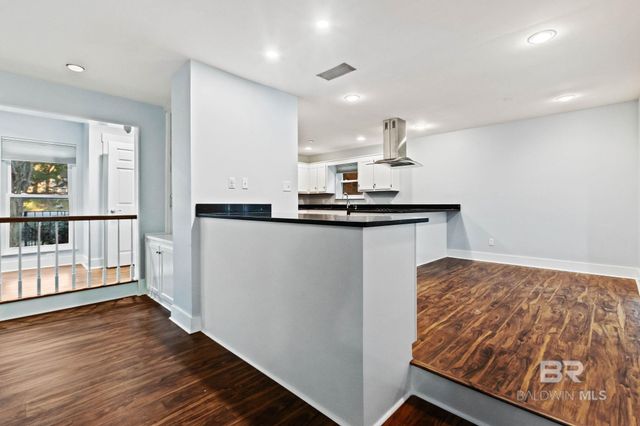 802 Pinewood Court, Daphne, AL 36526