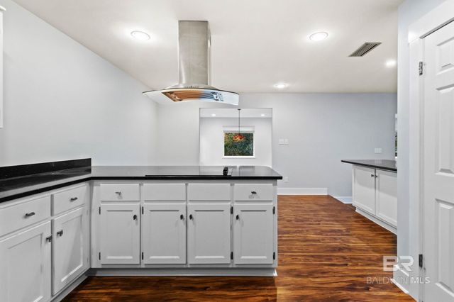 802 Pinewood Court, Daphne, AL 36526