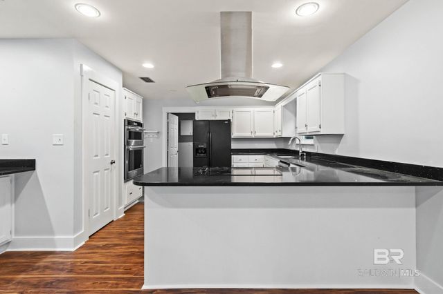 802 Pinewood Court, Daphne, AL 36526