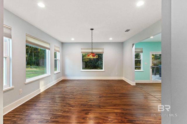 802 Pinewood Court, Daphne, AL 36526